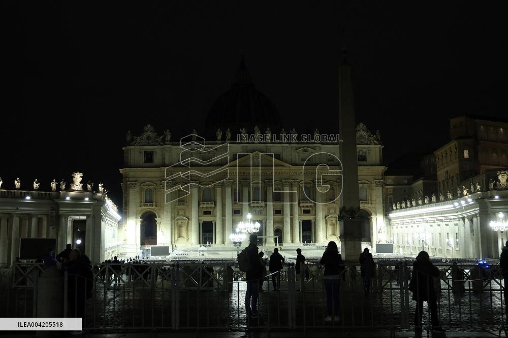 Earth Hour Day:  The lights of the dome of St. Peter's Basilica will be turned off for one hour, energy saving on march 22, 2025