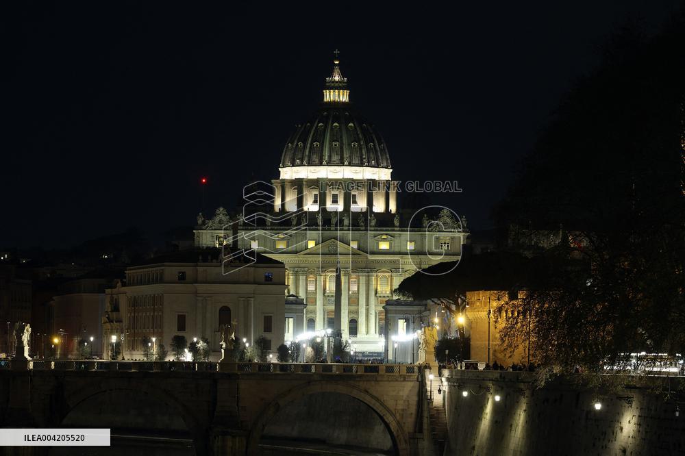 Earth Hour Day:  The lights of the dome of St. Peter's Basilica will be turned off for one hour, energy saving on march 22, 2025