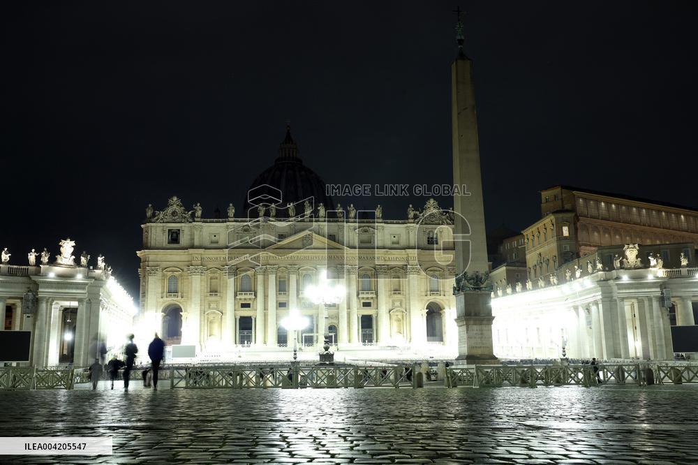 Earth Hour Day:  The lights of the dome of St. Peter's Basilica will be turned off for one hour, energy saving on march 22, 2025