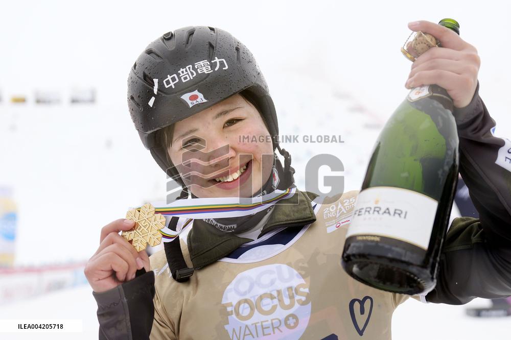 Snowboarding: World championships