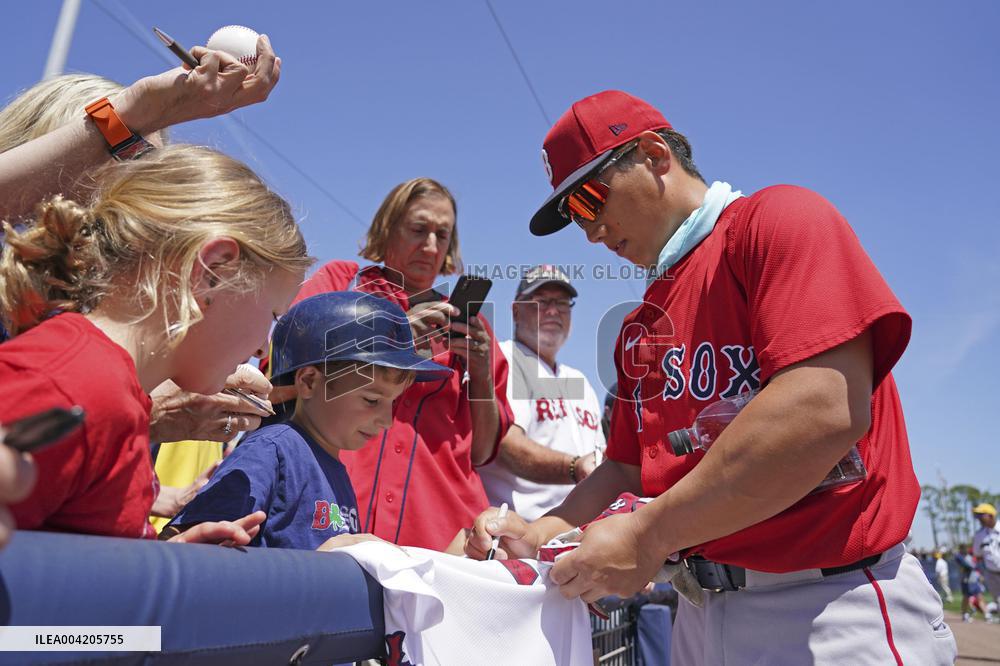Baseball: MLB spring training