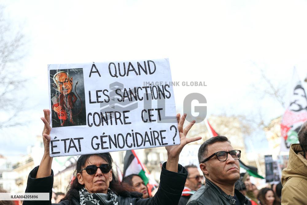 March Against Racism In Paris