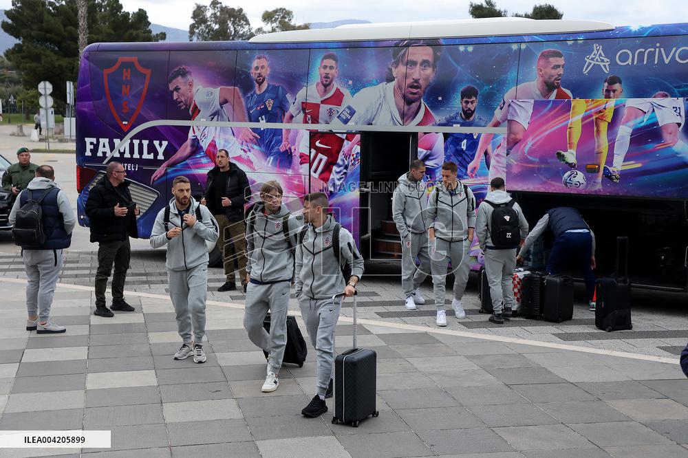 Croatian Football Team Leaving For Paris For The Uefa - Split