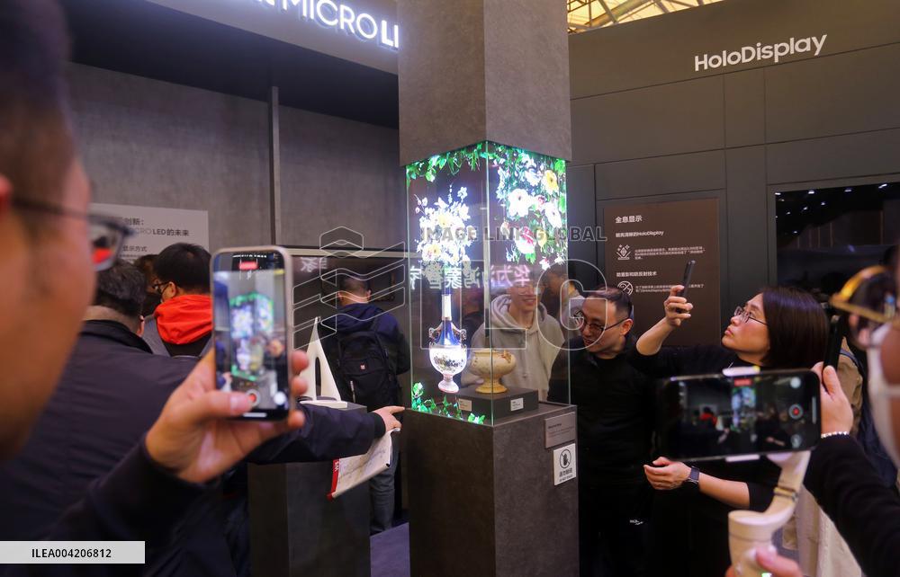 SUMSUNG Booth at 2025AWE in Shanghai