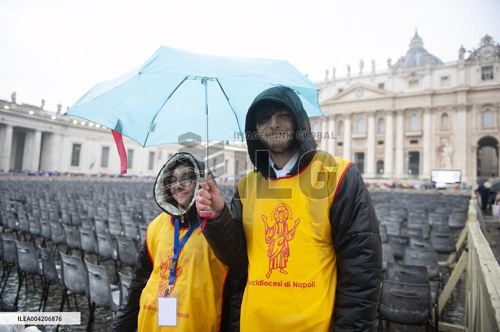 Mass For The Jubilar Pilgrims From Naples - Vatican