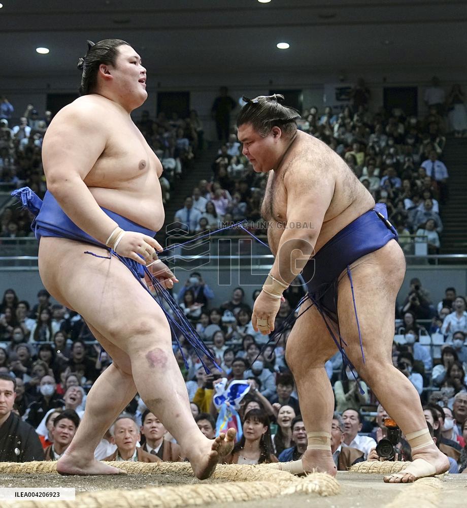 Sumo: Spring Grand Sumo Tournament