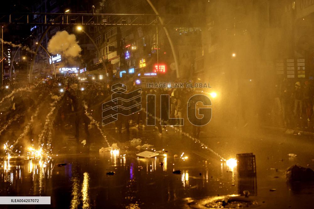 Protests Intensify For Fourth Night After Istanbul Mayor's Arrest - Ankara