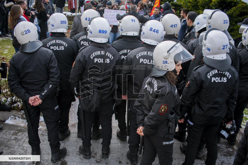 Thousands protest over Istanbul mayor arrest - Kayseri