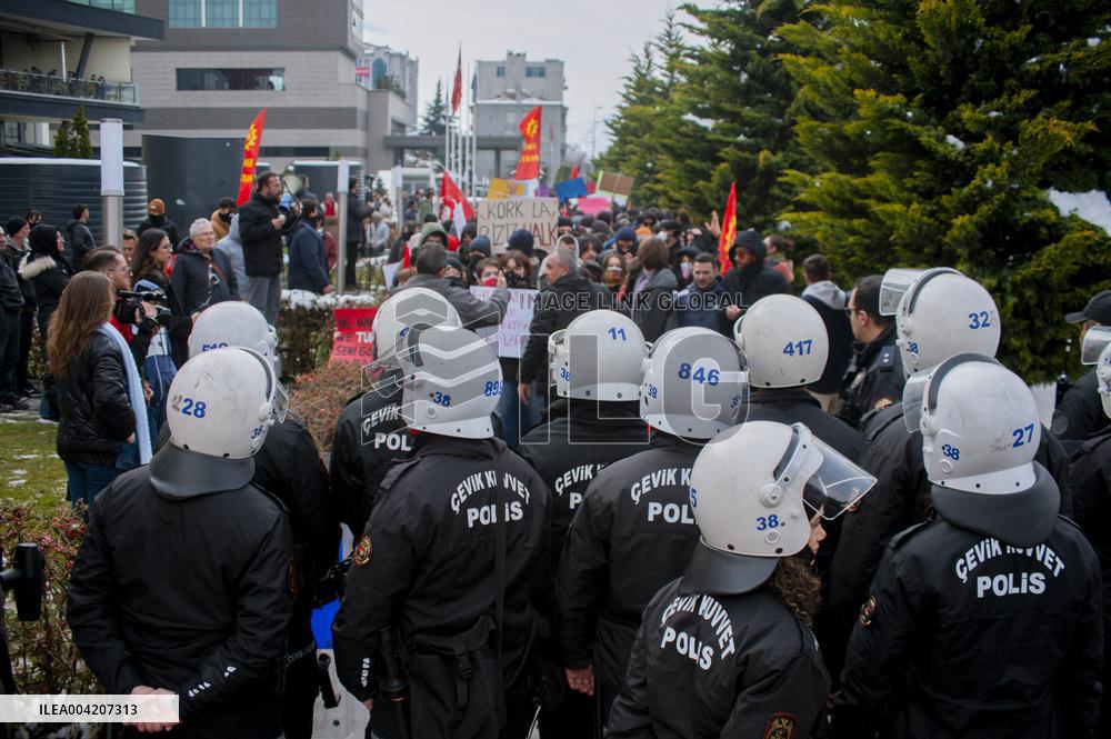 Thousands protest over Istanbul mayor arrest - Kayseri