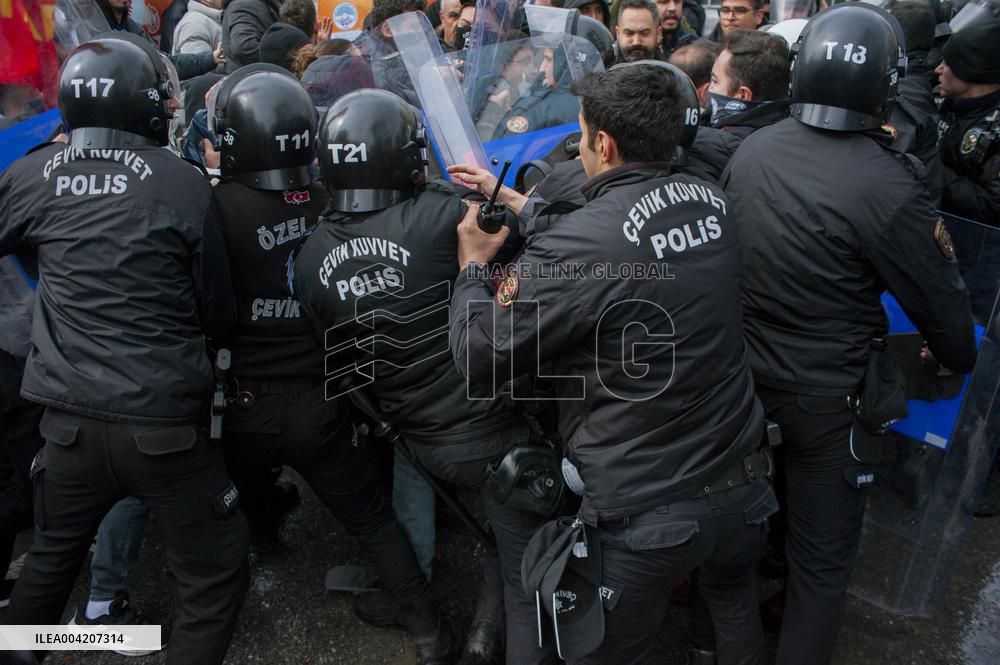 Thousands protest over Istanbul mayor arrest - Kayseri