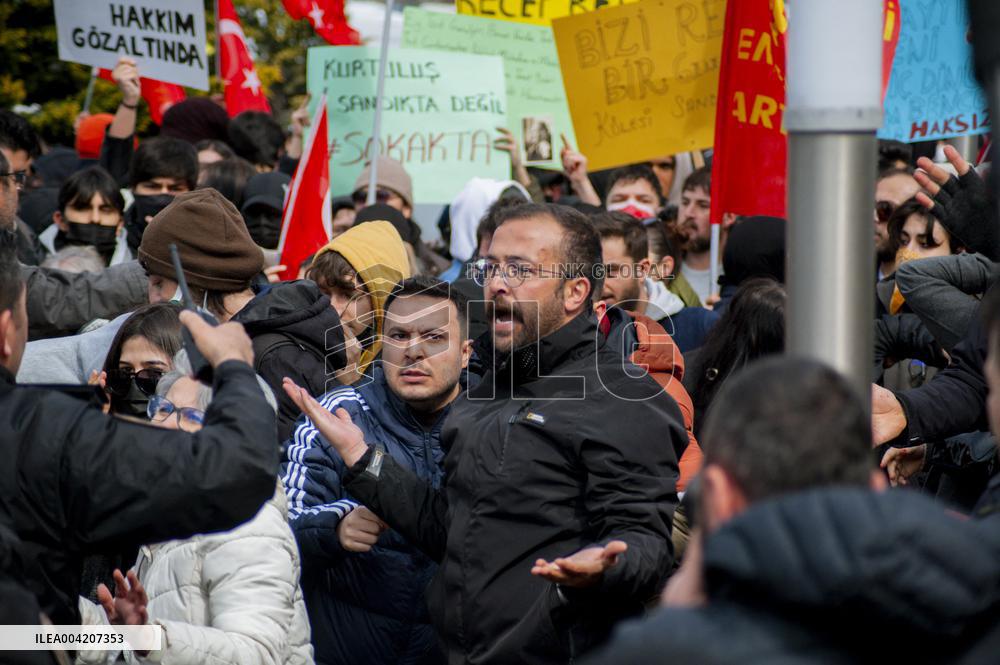 Thousands protest over Istanbul mayor arrest - Kayseri