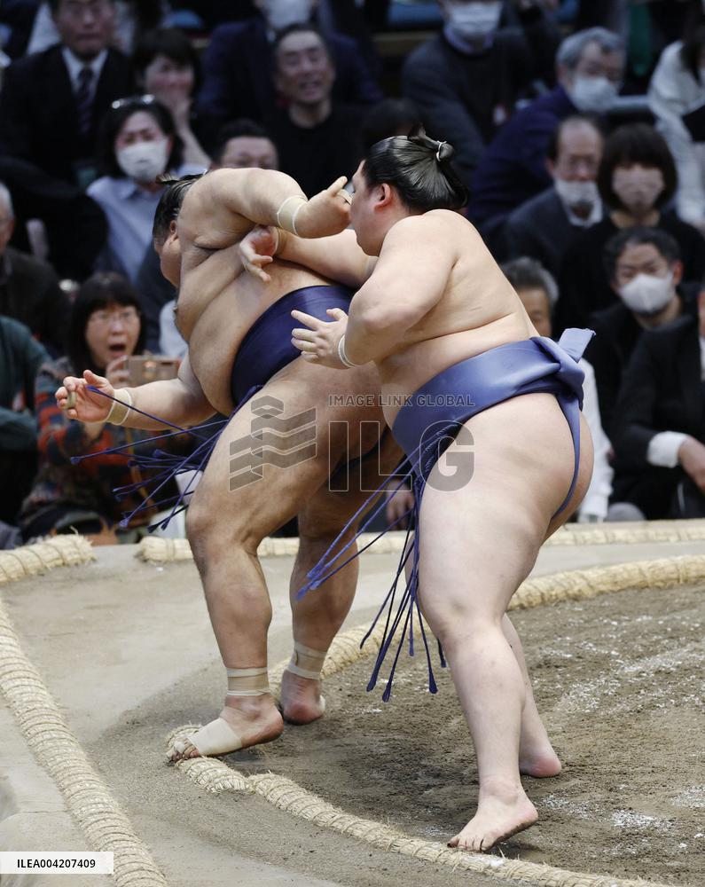 Sumo: Spring Grand Sumo Tournament