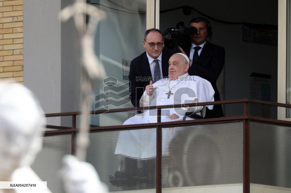 Pope Francis Looks Out From The Balcony Of The Gemelli Hospital - Rome