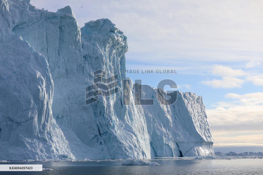 Icebergs at the Disko Bay close to Ilulissat - Greenland