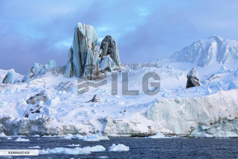 Icebergs at the Disko Bay close to Ilulissat - Greenland
