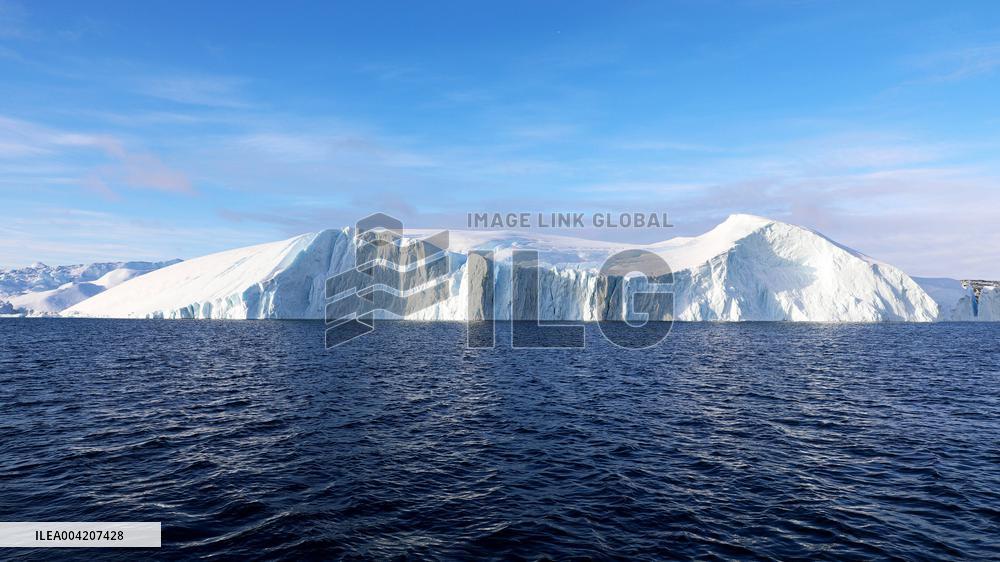 Icebergs at the Disko Bay close to Ilulissat - Greenland