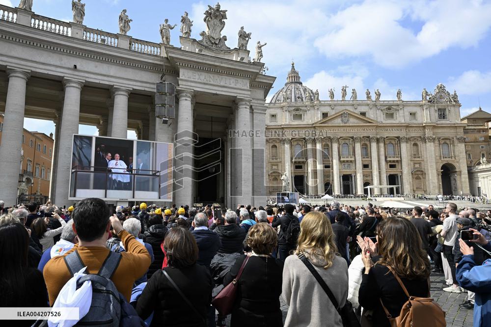 Pope Francis at a window of the Agostino Gemelli Polyclinic in Rome