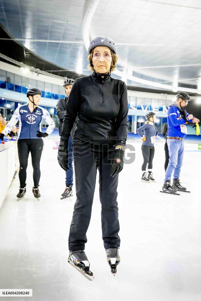 Princess Margriet and Family on the Thialf ice rink