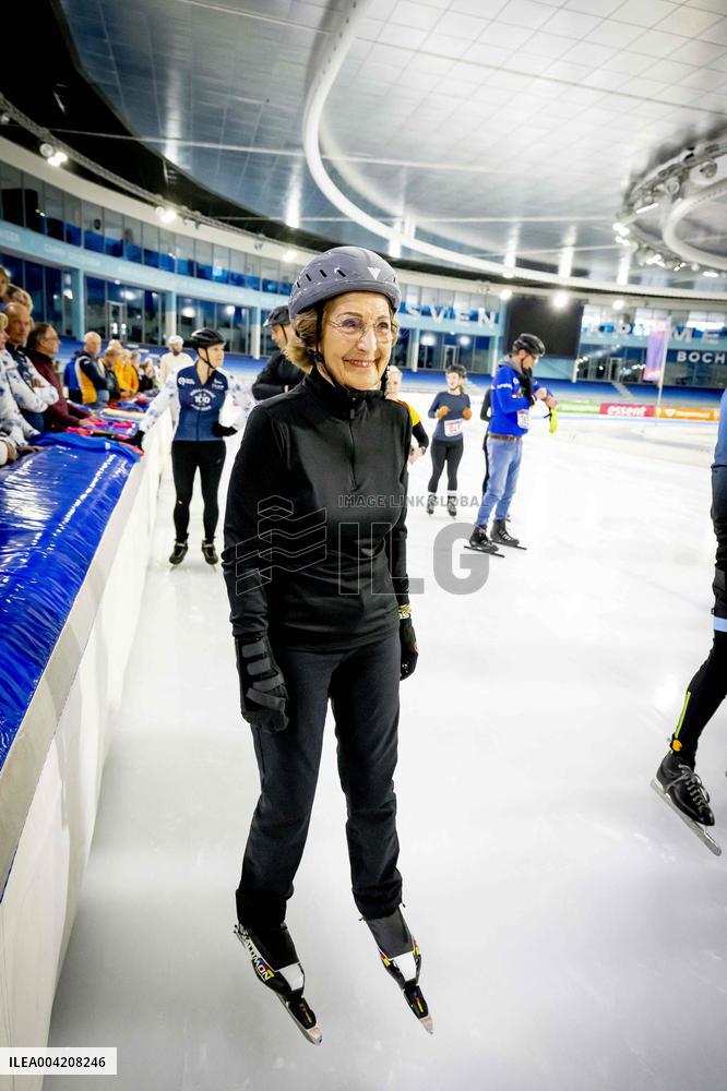 Princess Margriet and Family on the Thialf ice rink