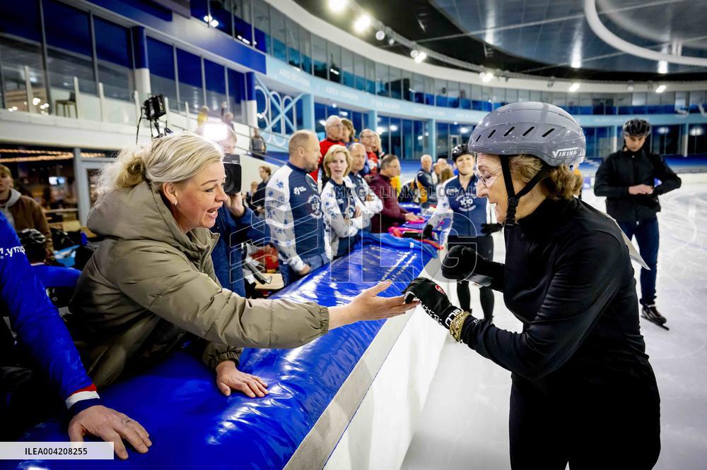 Princess Margriet and Family on the Thialf ice rink