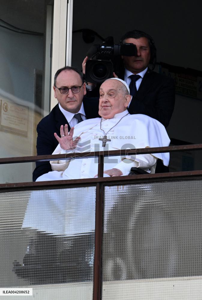 Pope Francis Greets Crowds Before Discharge From Hospital  - Rome