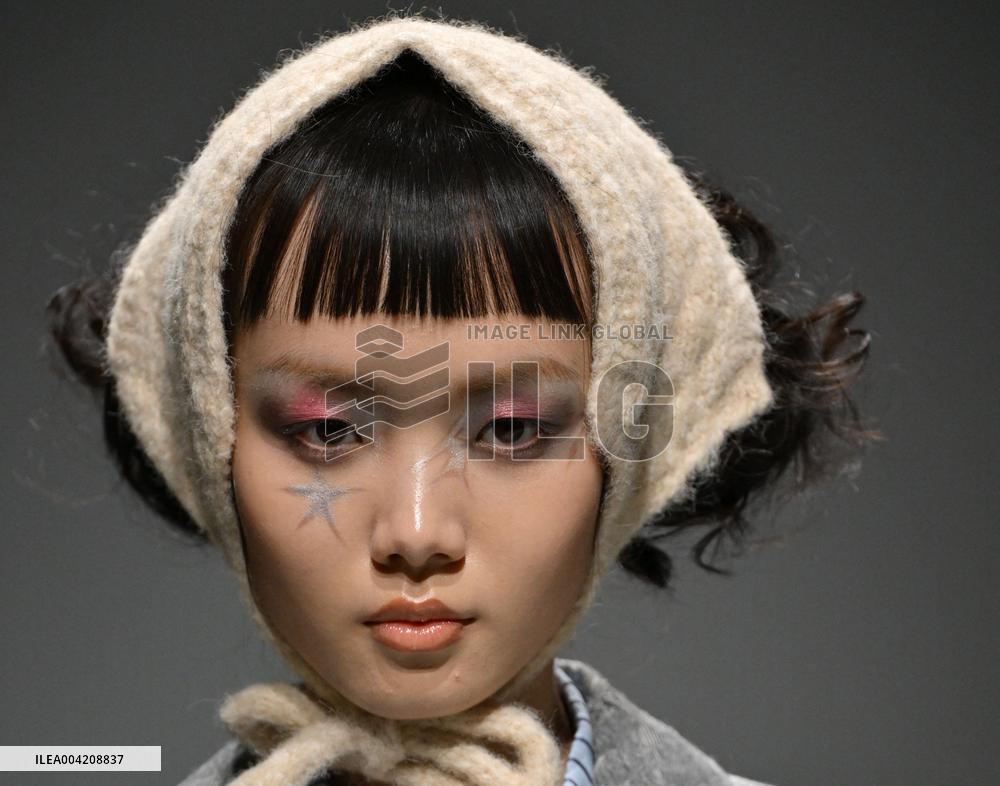 Beijing Fashion Week - Bronze Lucia Runway