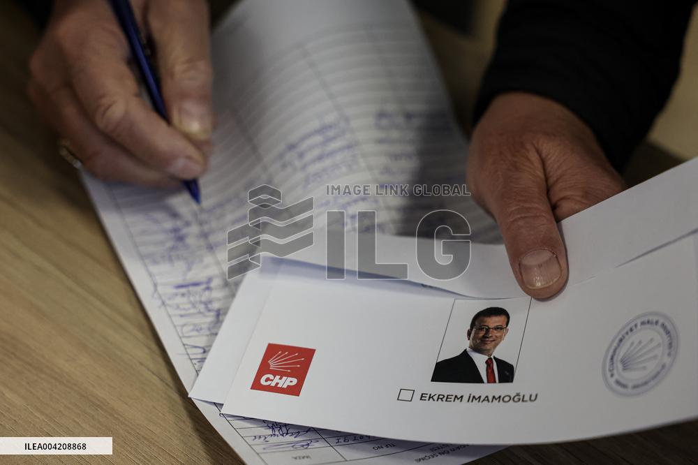 Turkish opposition party members, others head to polls for primary election - Ankara