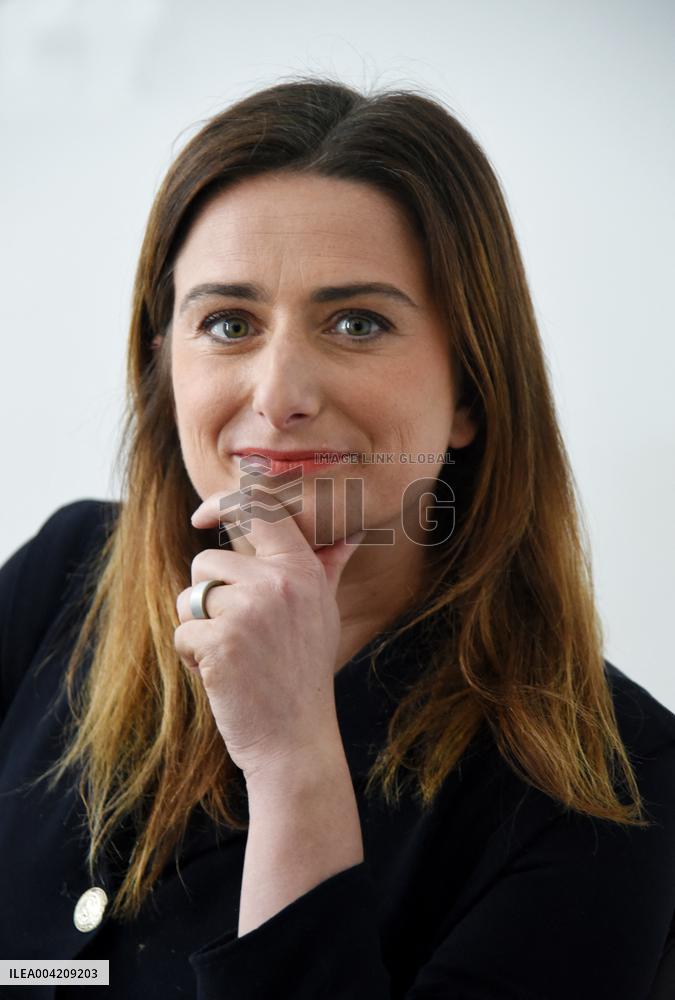 Marine Tondelier On Dimanche En Politique - Paris