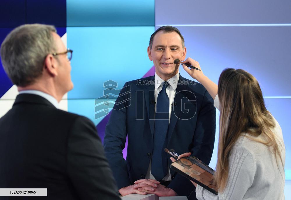 Laurent Jacobelli On Dimanche En Politique - Paris