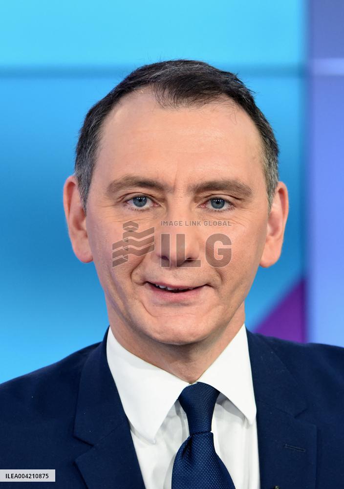 Laurent Jacobelli On Dimanche En Politique - Paris