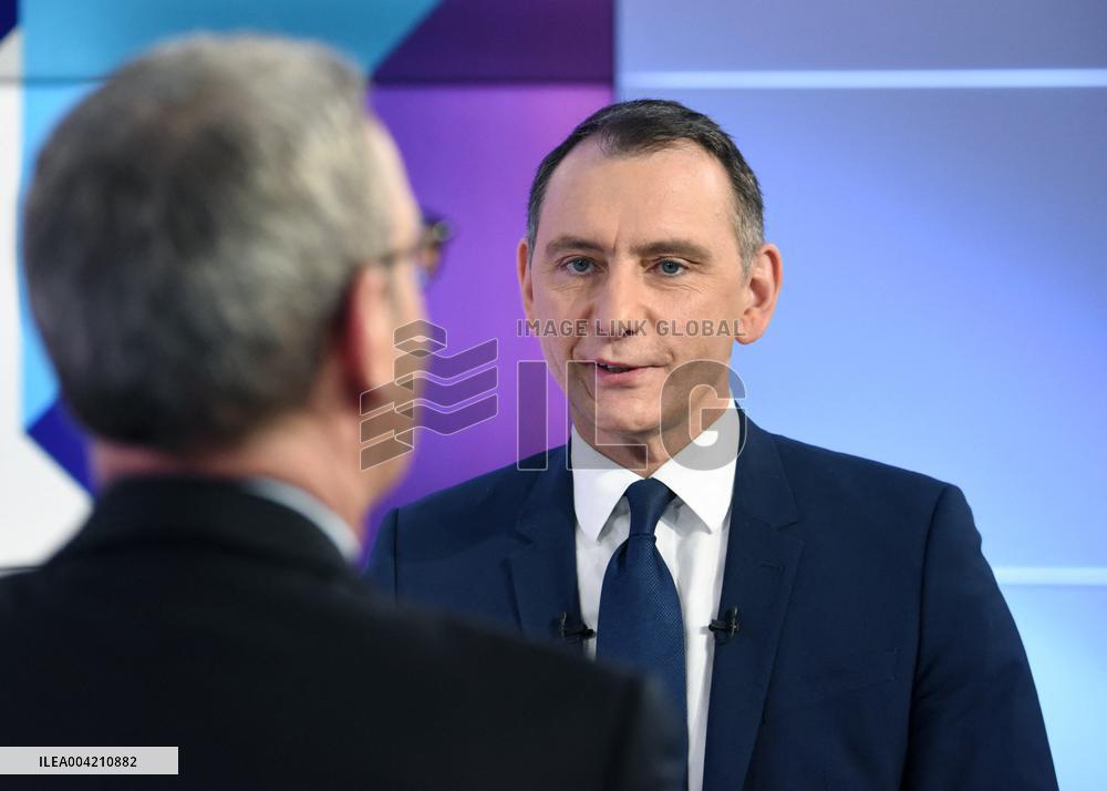 Laurent Jacobelli On Dimanche En Politique - Paris