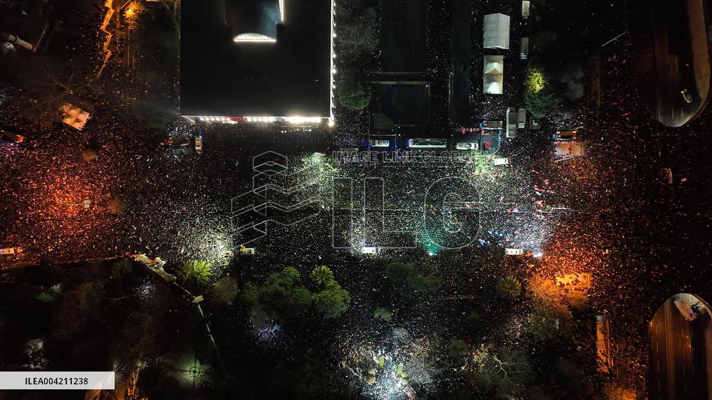 Thousands protest for fifth night over justice and democracy - Istanbul