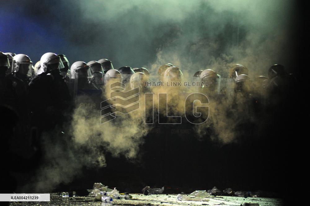 Protests Intensify For Fifth Night As Istanbul Mayor Imamoglu Jailed