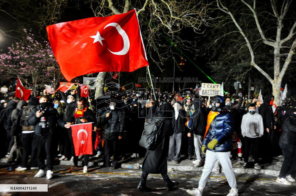 Protests Intensify For Fifth Night As Istanbul Mayor Imamoglu Jailed