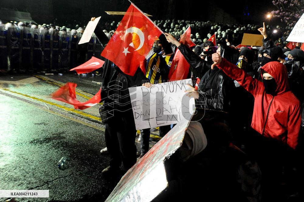 Protests Intensify For Fifth Night As Istanbul Mayor Imamoglu Jailed