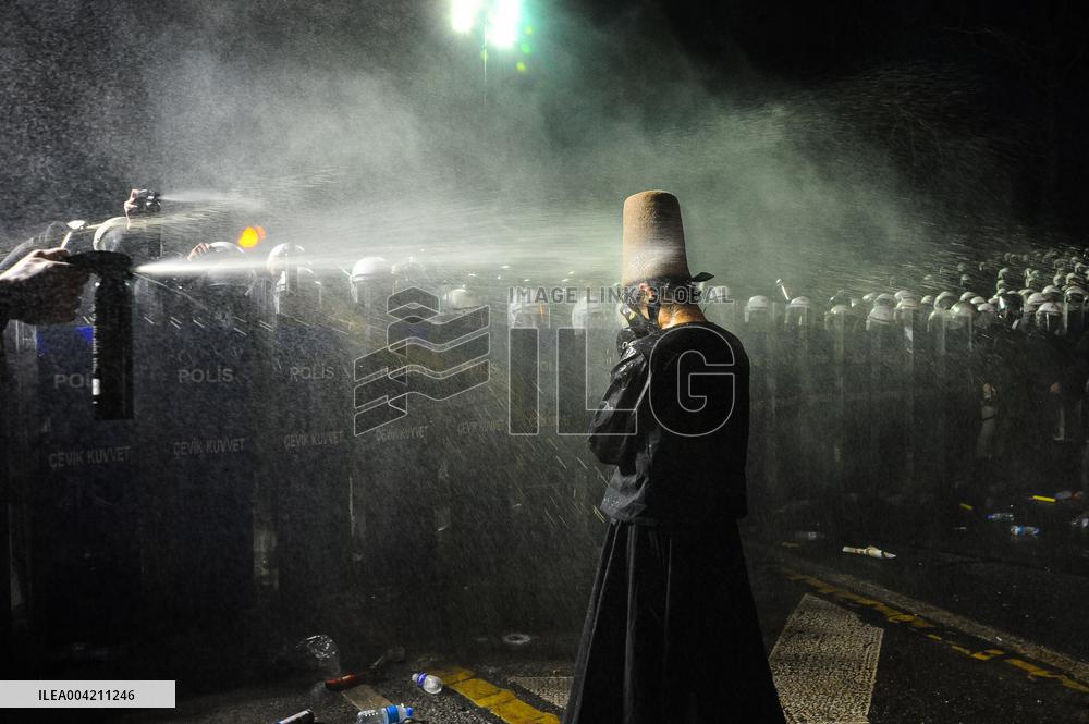 Protests Intensify For Fifth Night As Istanbul Mayor Imamoglu Jailed