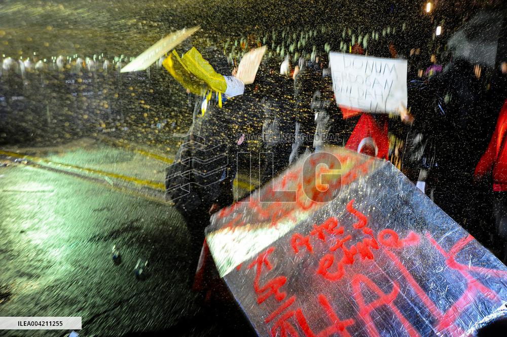 Protests Intensify For Fifth Night As Istanbul Mayor Imamoglu Jailed
