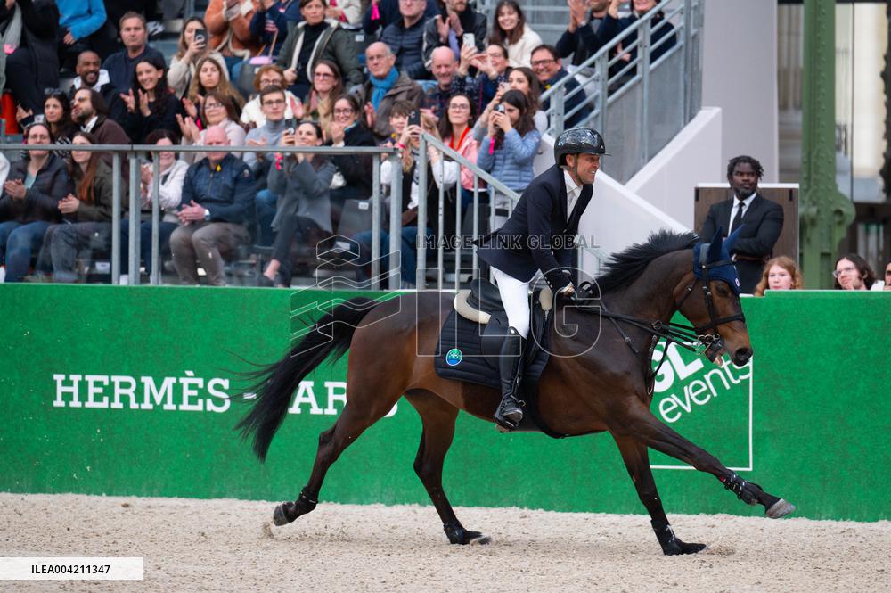 Simon Delestre And Cayman Jolly Jumper Win The Grand Prix Hermes - Paris