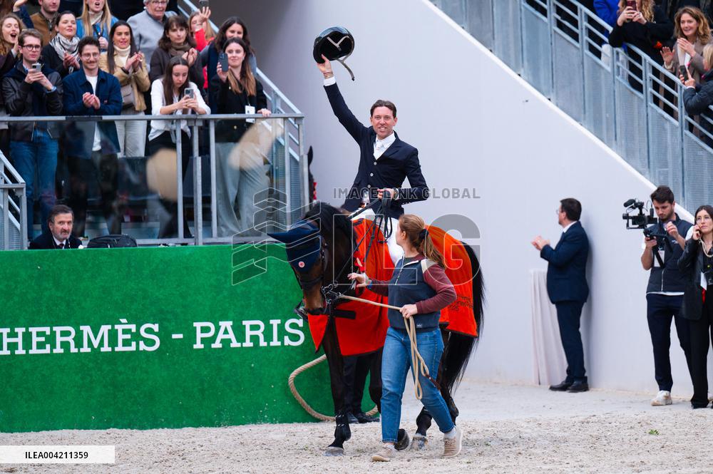 Simon Delestre And Cayman Jolly Jumper Win The Grand Prix Hermes - Paris