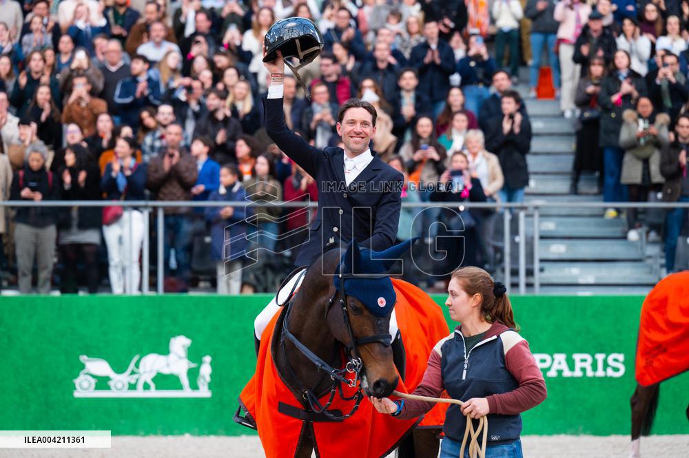 Simon Delestre And Cayman Jolly Jumper Win The Grand Prix Hermes - Paris