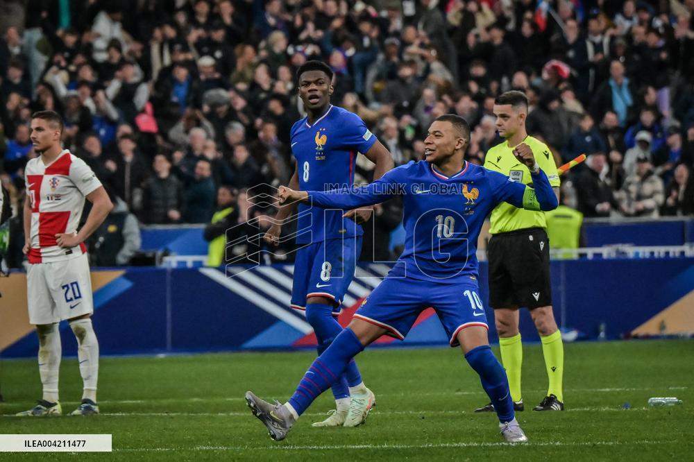 Nations League - France v Croatia - FA