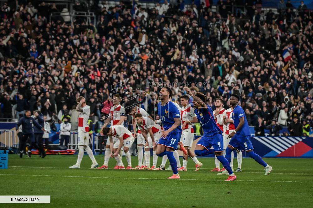 Nations League - France v Croatia - FA