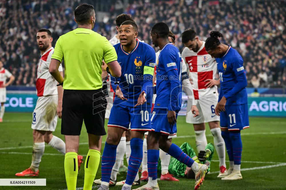 Nations League - France v Croatia - FA