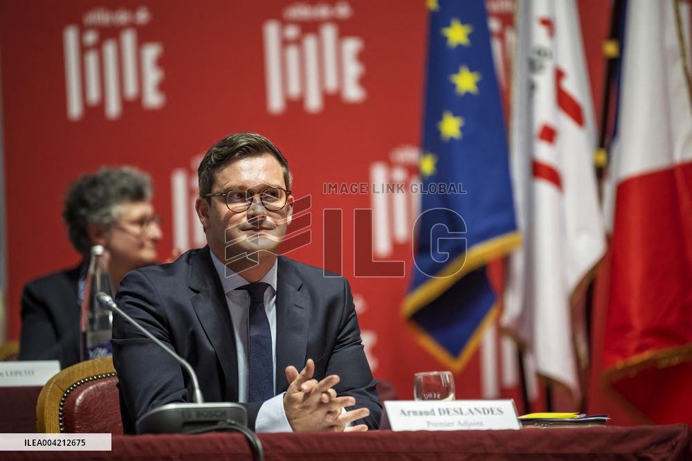 Arnaud Deslandes Elected Mayor Of Lille - France