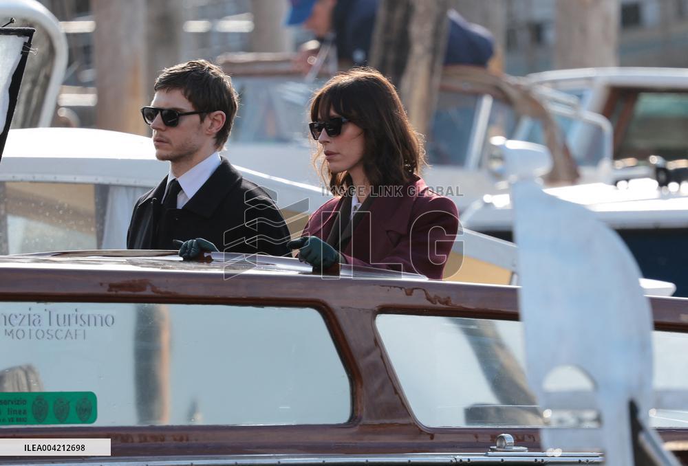 Rebecca Hall On Set - Venice