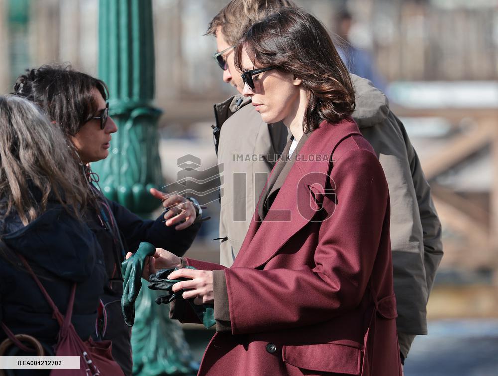 Rebecca Hall On Set - Venice