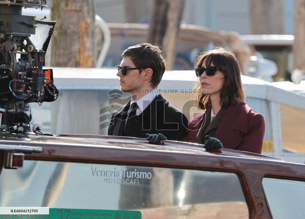 Rebecca Hall On Set - Venice