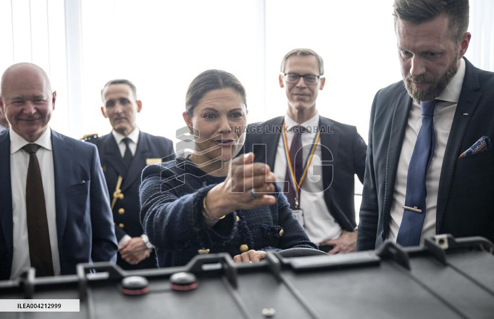 CROWN PRINCESS COUPLE VISITING SAAB IN KARLSKRONA