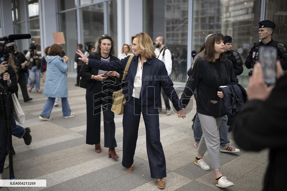 Victims Arrive At Depardieu Trial For Sexual Assault - Paris