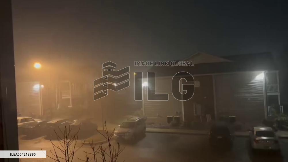 US: Thunderstorms Sweep Through Mississippi With Rain and Lightning